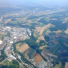 Flugwegposition um 09:30:45: Aufgenommen in der Nähe von Gemeinde Seewalchen am Attersee, Österreich in 1667 Meter